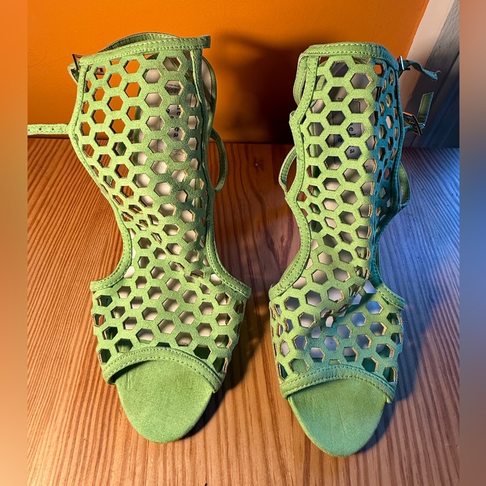 Chelsea & Zoe Lime Honeycomb Heels